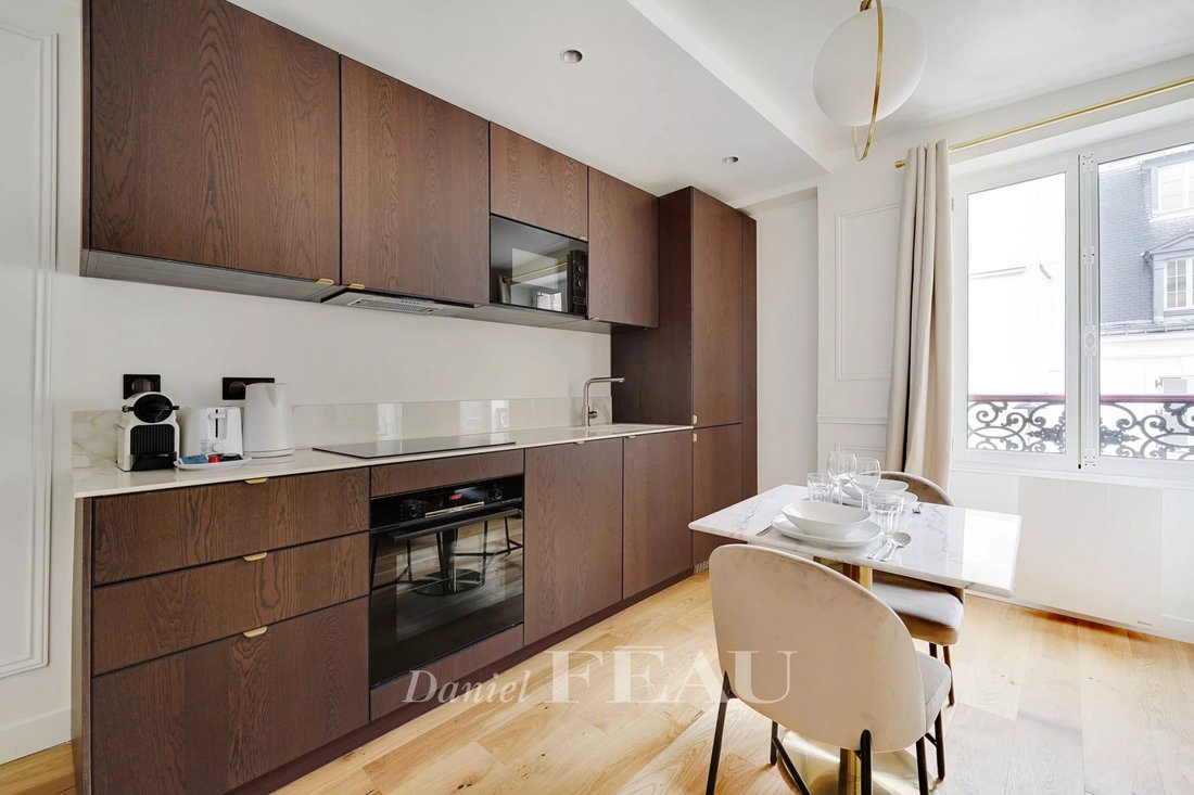 Apartment in Invalides, Paris 7e Arrondissement, Paris 5 - 15309818