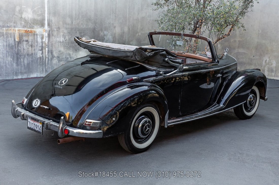Mercedes-Benz 220 in Los Angeles, CA 5 - 15317015
