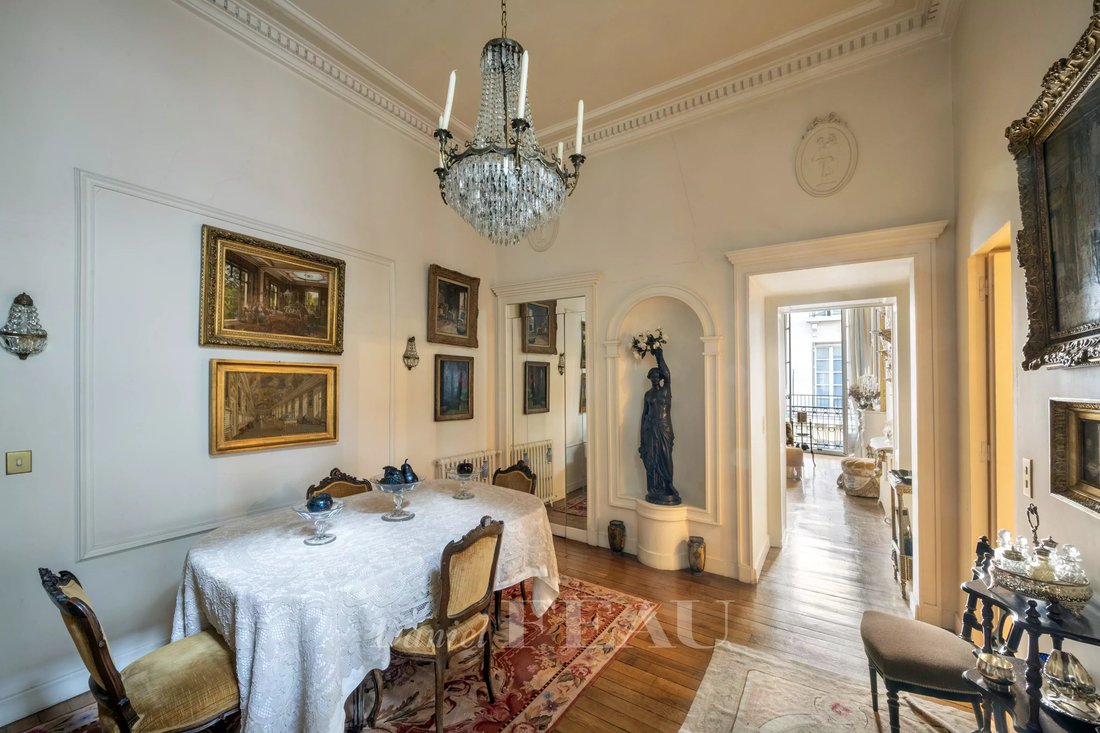 Apartment in Invalides, Paris 7e Arrondissement, Paris 5 - 15309734