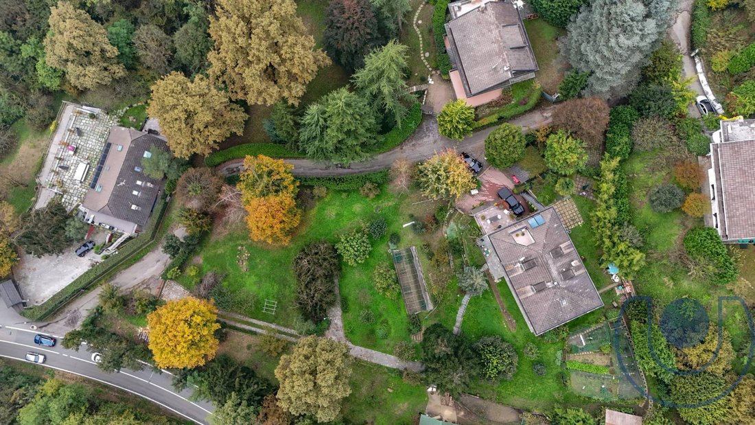 Villa in Pecetto Torinese, Piedmont, Italy 4 - 15317106