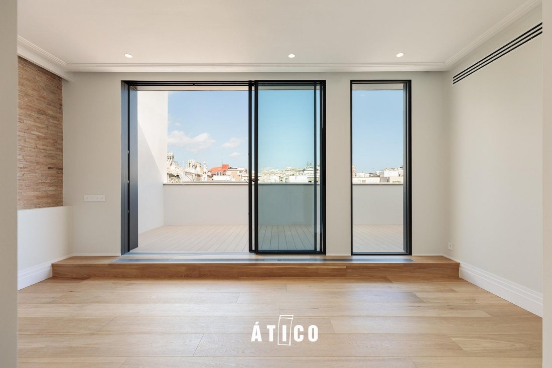 Penthouse in Eixample, Barcelona, Spain 3 - 15312068