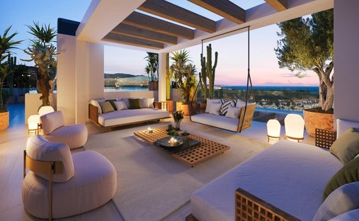 Penthouse in Marbella, Andalusia, Spain 1