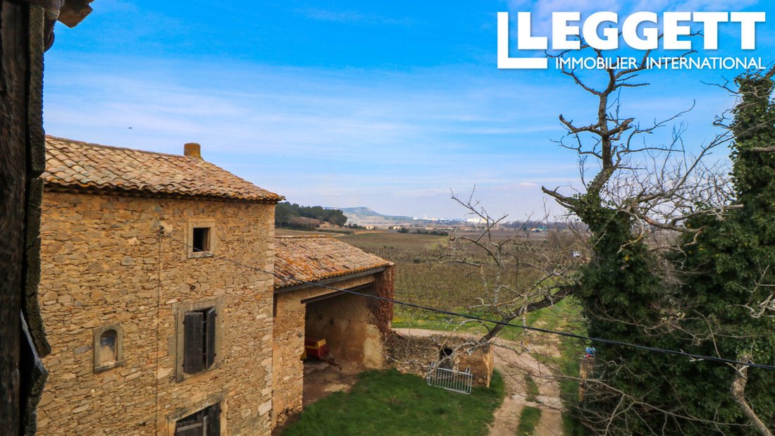 House in Centre Ville, Laudun-l'Ardoise, France 2 - 15313496