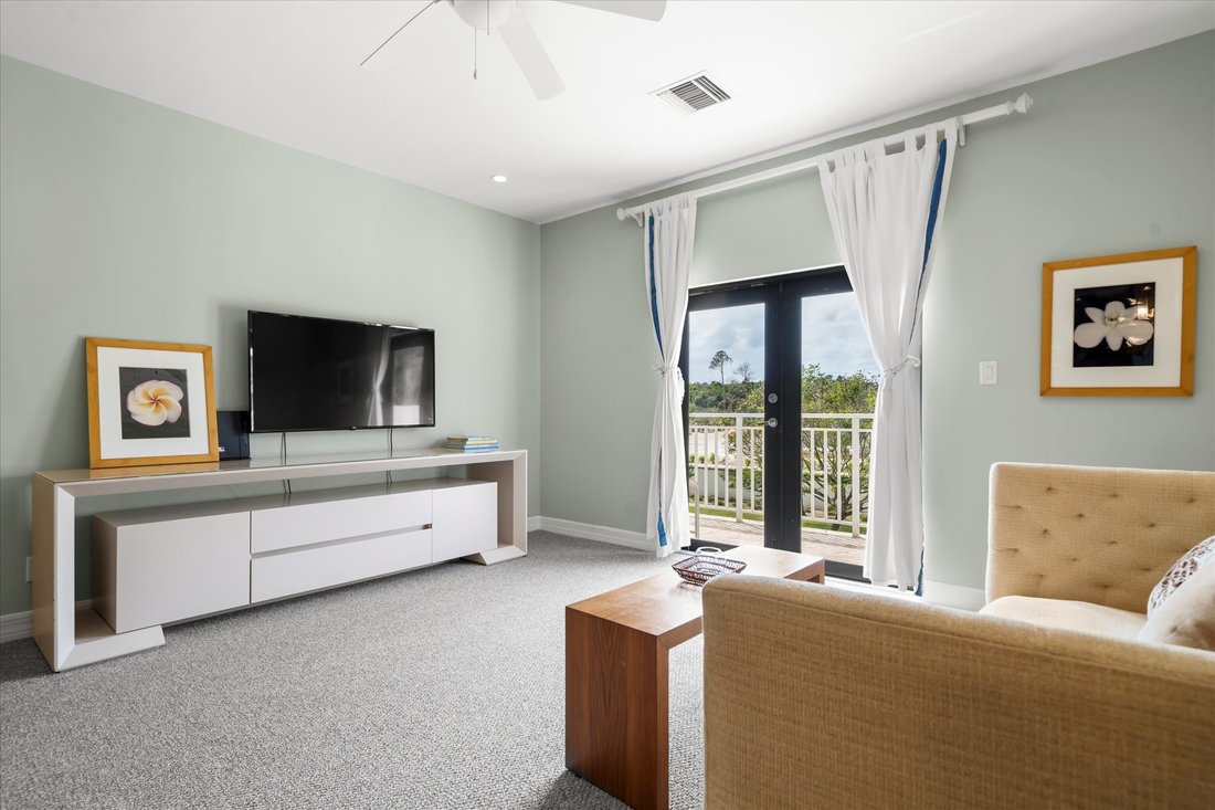 Apartment in Nassau, New Providence, The Bahamas 2 - 15311692