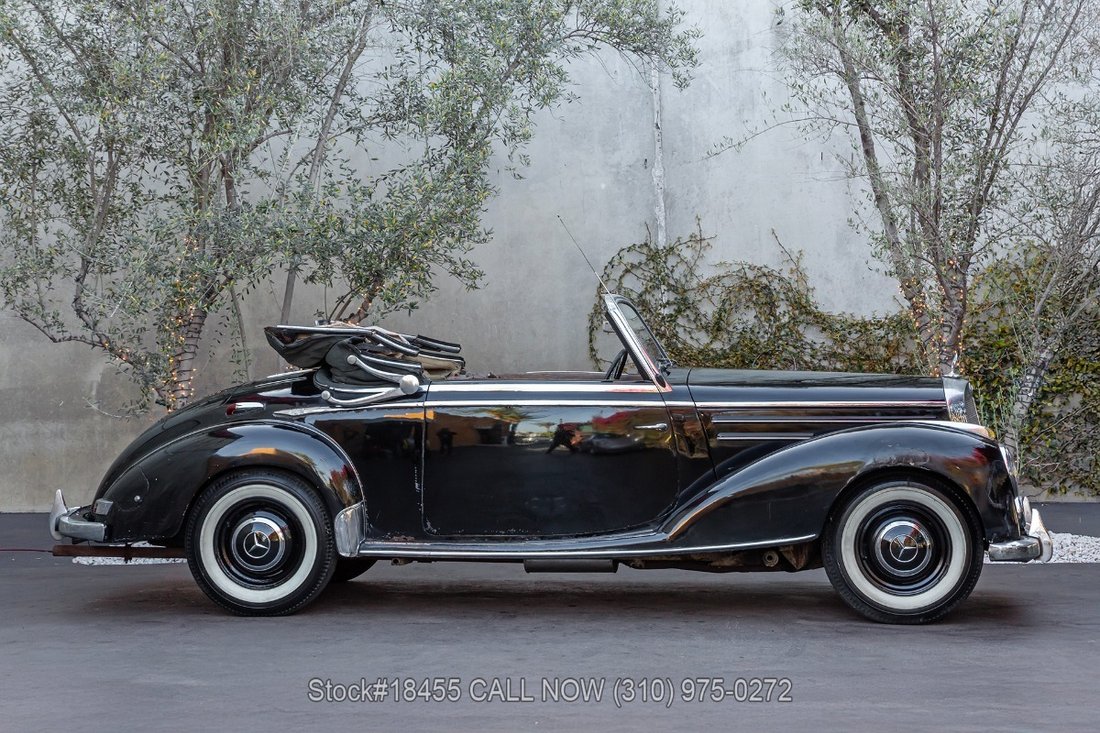 Mercedes-Benz 220 in Los Angeles, CA 4 - 15317015