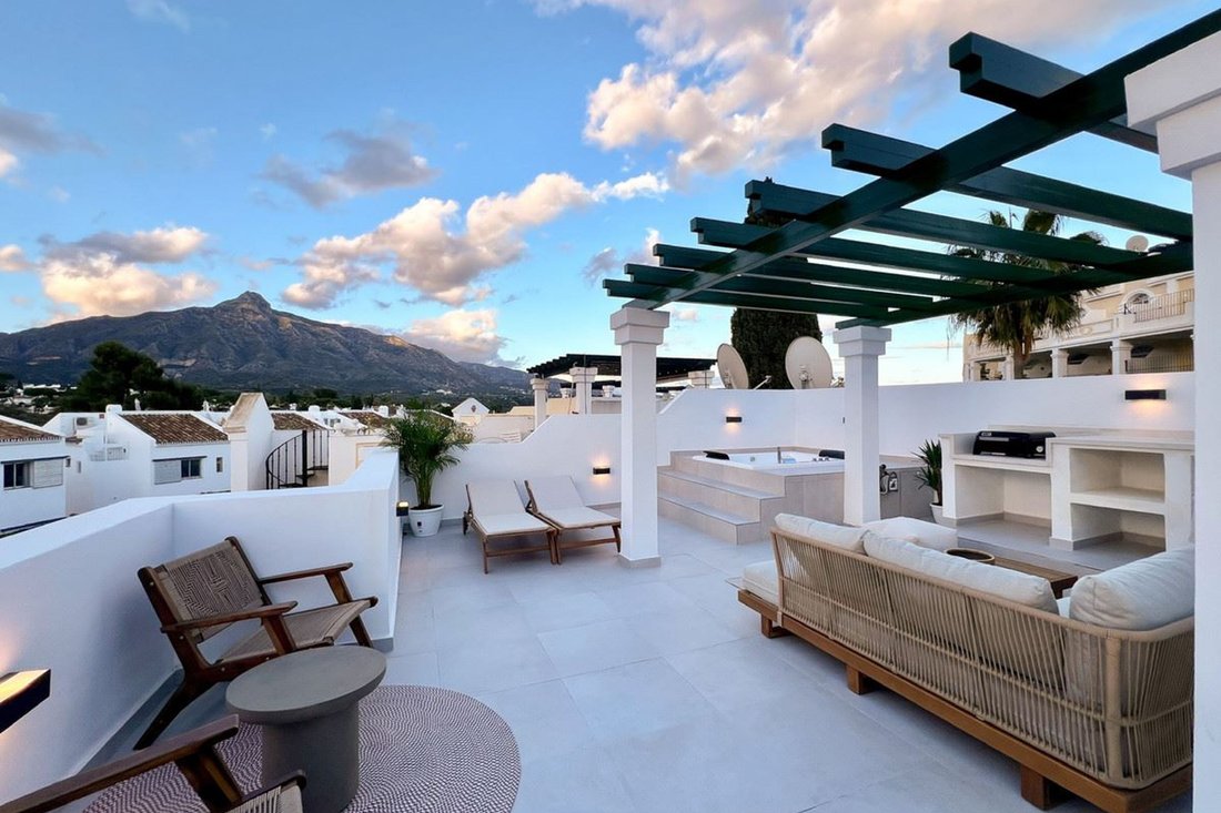 Apartment in Nueva Andalucia, Marbella, Spain 1 - 15318943
