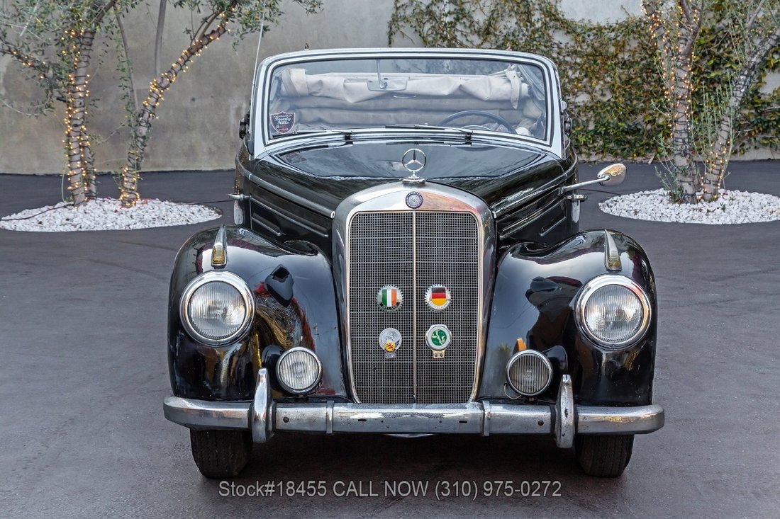 Mercedes-Benz 220 in Los Angeles, CA 2 - 15317015