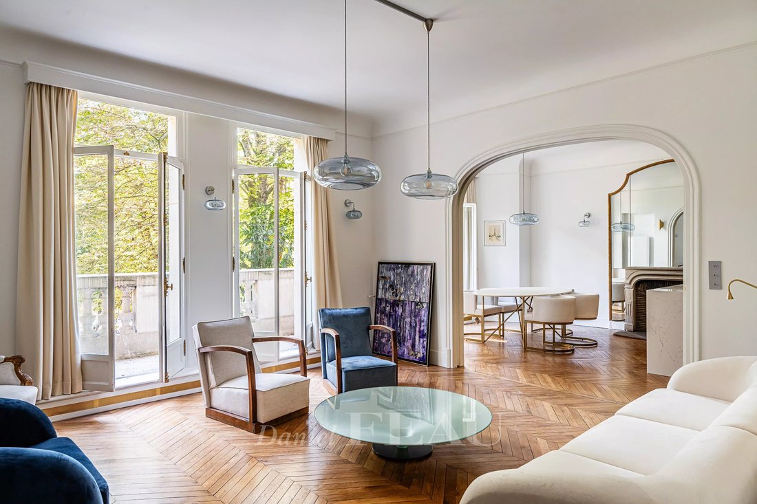 Apartment in Gros Caillou, Paris 7e Arrondissement, Paris 1 - 13348945