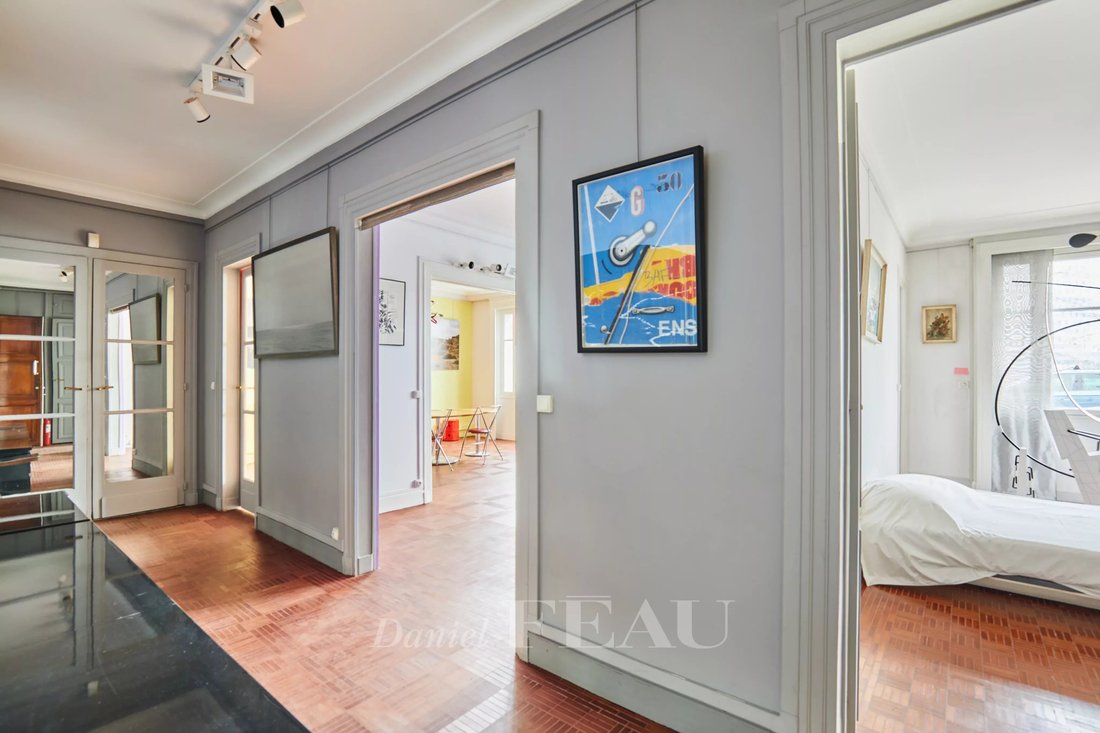 Apartment in Seine et Berges, Paris 1er Arrondissement, Paris 3 - 15309873