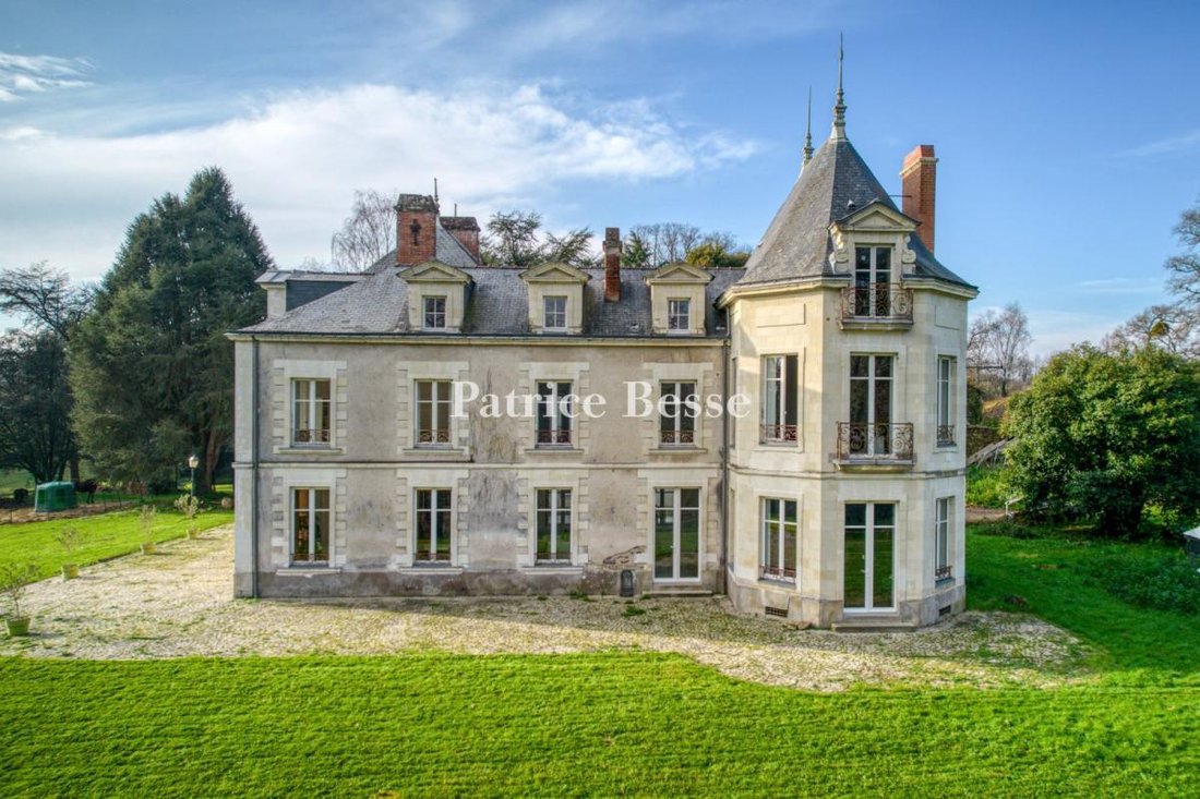 Whispers of the Loire: A 19th-Century Château’s Timeless Embrace Near Nantes