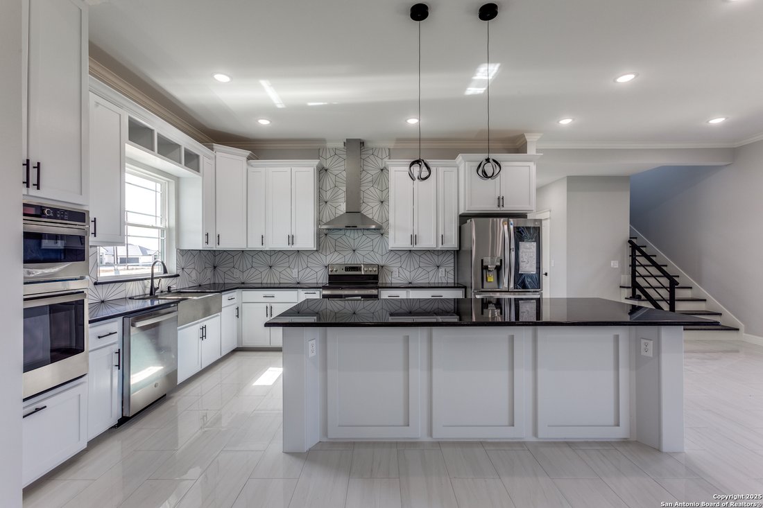 House in Caldwell, Texas, United States 3 - 15311036