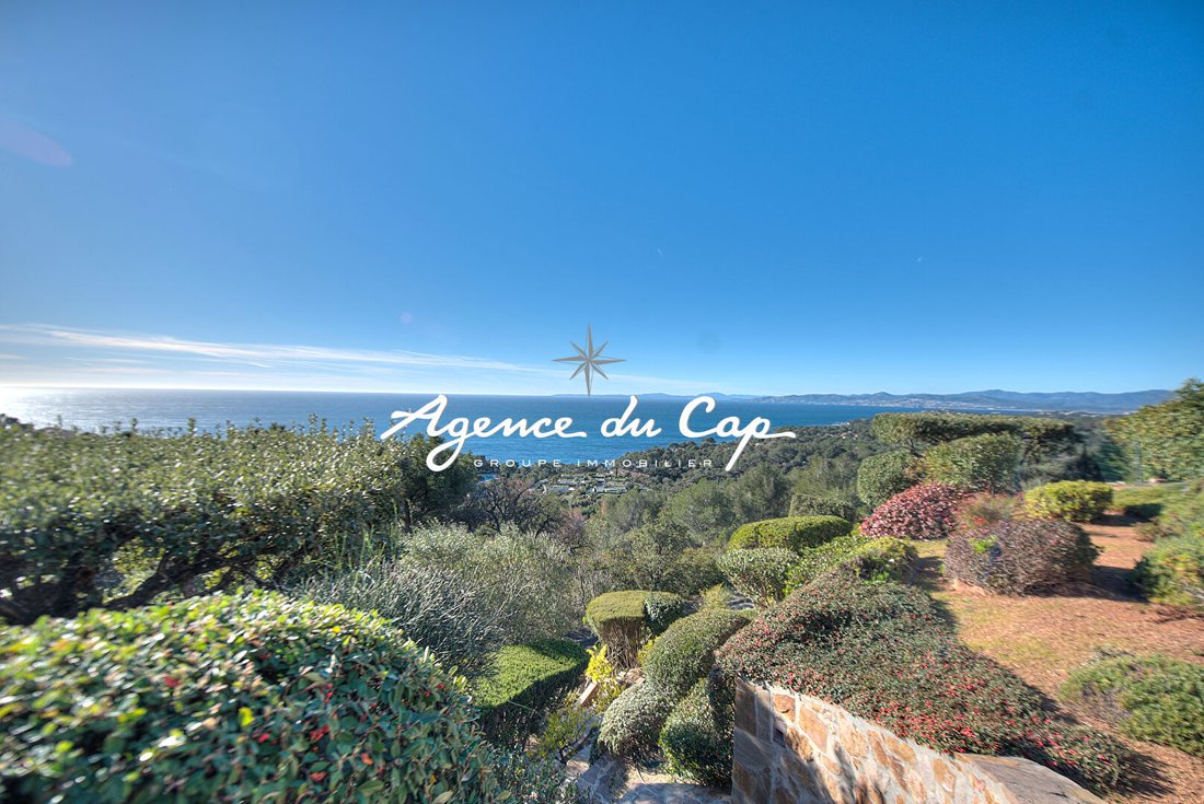 Villa in Le Dramont-Agay-Anthéor-Le Trayas, Saint-Raphaël, France 2 - 15308823