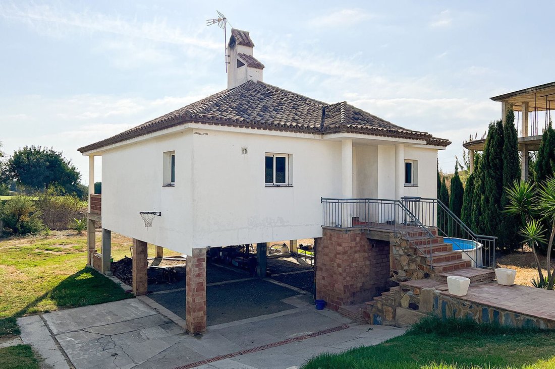 Villa in Estepona, Andalusia, Spain 4 - 13949062