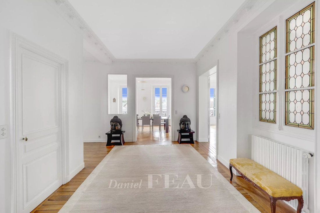 Apartment in Clagny-Glatigny, Versailles, France 4 - 12739625