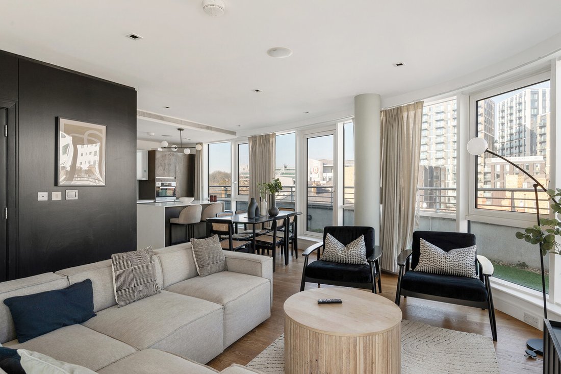 Apartment in Little Ealing, Hounslow, England 2 - 15312932