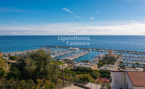 Apartment in Cavi, Liguria, Italy 1