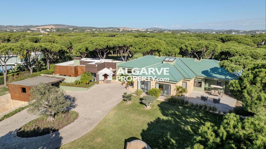 Villa in Vilamoura, Quarteira, Algarve 2 - 15318607