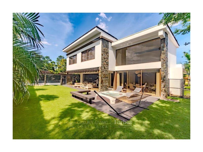 House in Santa Ana, San José Province, Costa Rica 1 - 15309270