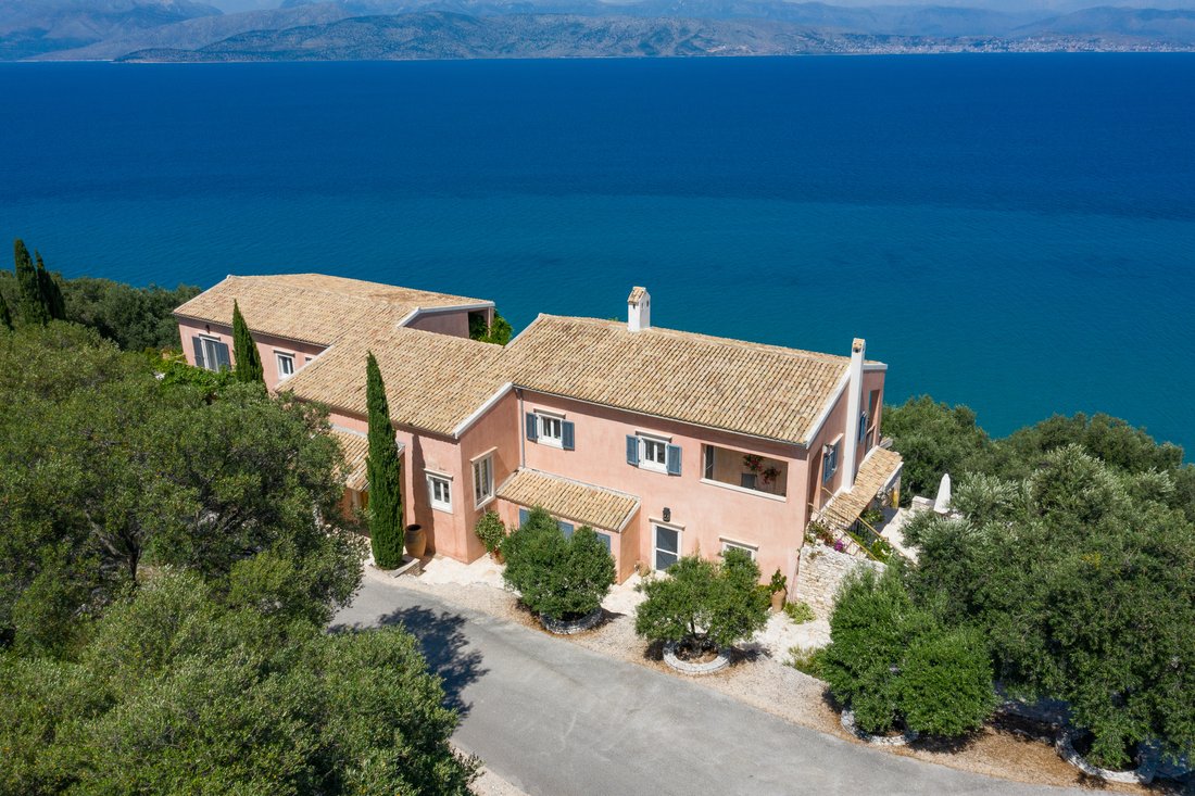 Estate in Northern Corfu, Peloponnese, Western Greece and the Ionian, Greece 4 - 15319198