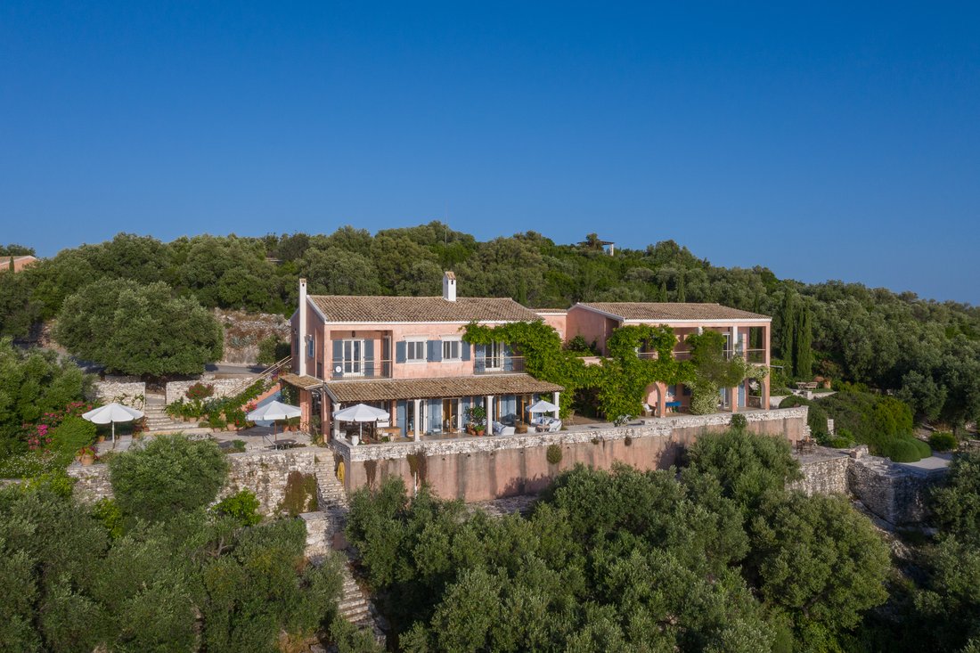 Estate in Northern Corfu, Peloponnese, Western Greece and the Ionian, Greece 1 - 15319198