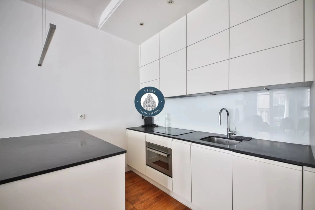 Apartment in Porte Dauphine, Paris 16e Arrondissement, Paris 2 - 13337818