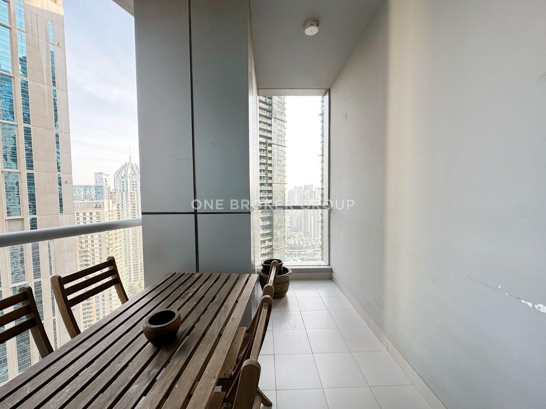Apartment in United Arab Emirates 5 - 15320398