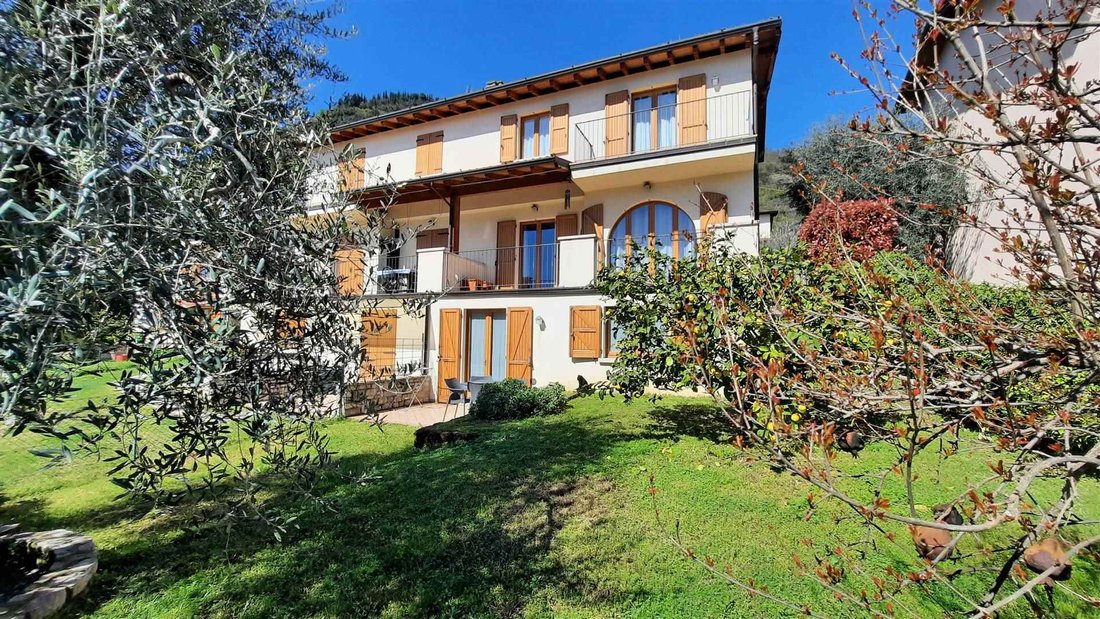 Villa en Gargnano, Lombardía, Italia 2 - 15320051