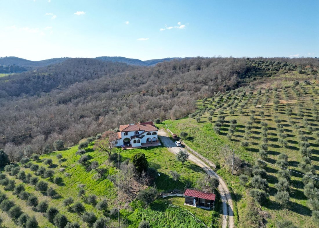 Casa en Sinalunga, Toscana, Italia 1 - 15320161