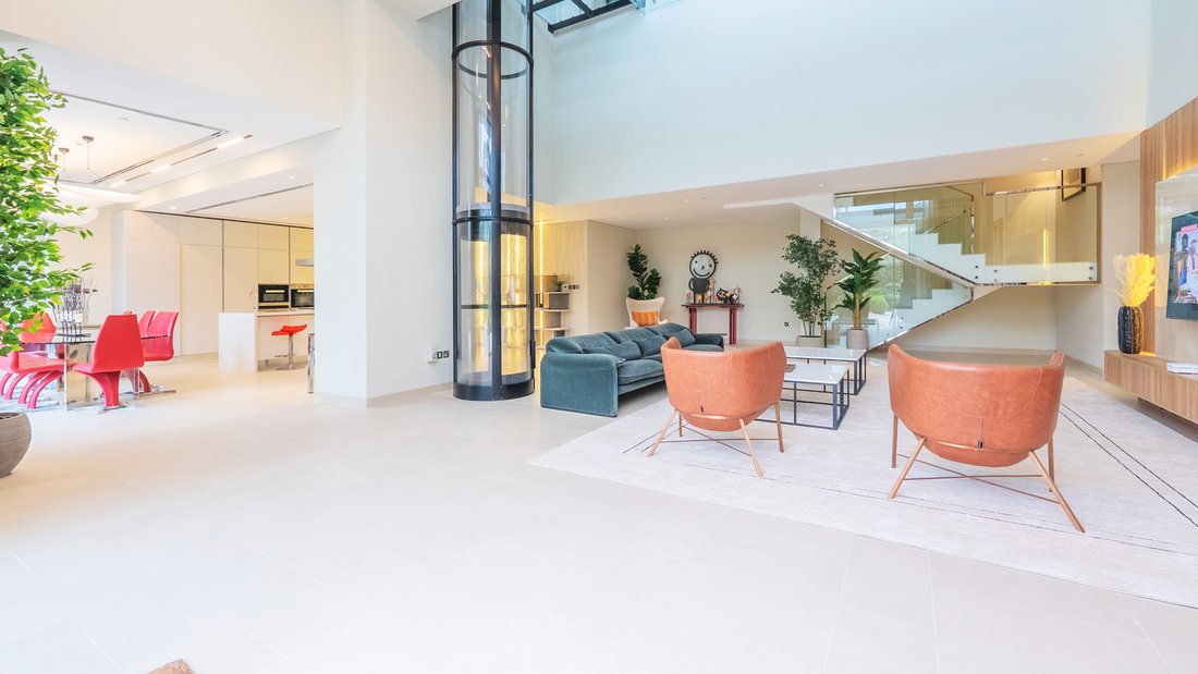 Apartment in United Arab Emirates 3 - 15308701