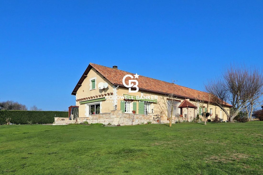 House in Bosset, Nouvelle-Aquitaine, France 2 - 12493922
