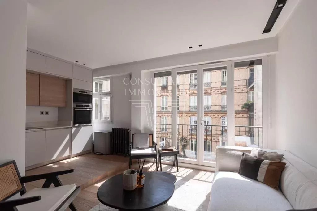 Apartment in Porte Dauphine, Paris 16e Arrondissement, Paris 2 - 15322753