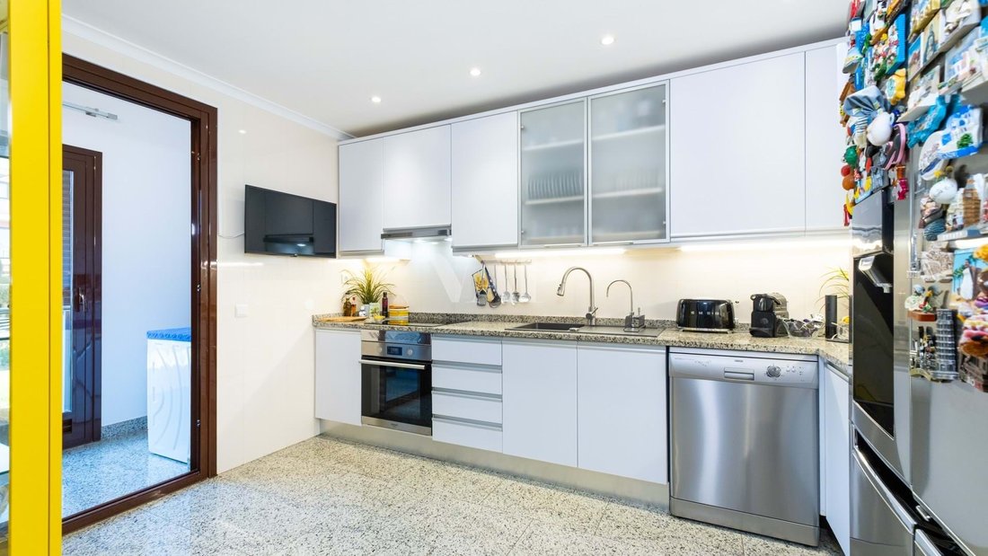 Villa in Vilamoura, Quarteira, Algarve 4 - 15321372
