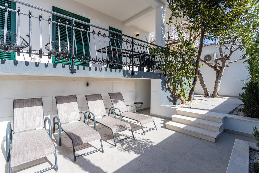 Villa in Okrug Gornji, Split-Dalmatia County, Croatia 4 - 15322291