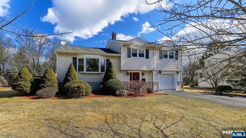 Residential Wayne In Wayne, New Jersey, United States For Sale (15322375)