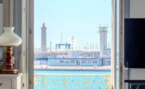 Apartment in Mont Saint Clair-Hôtel de Ville, Sète, France 1