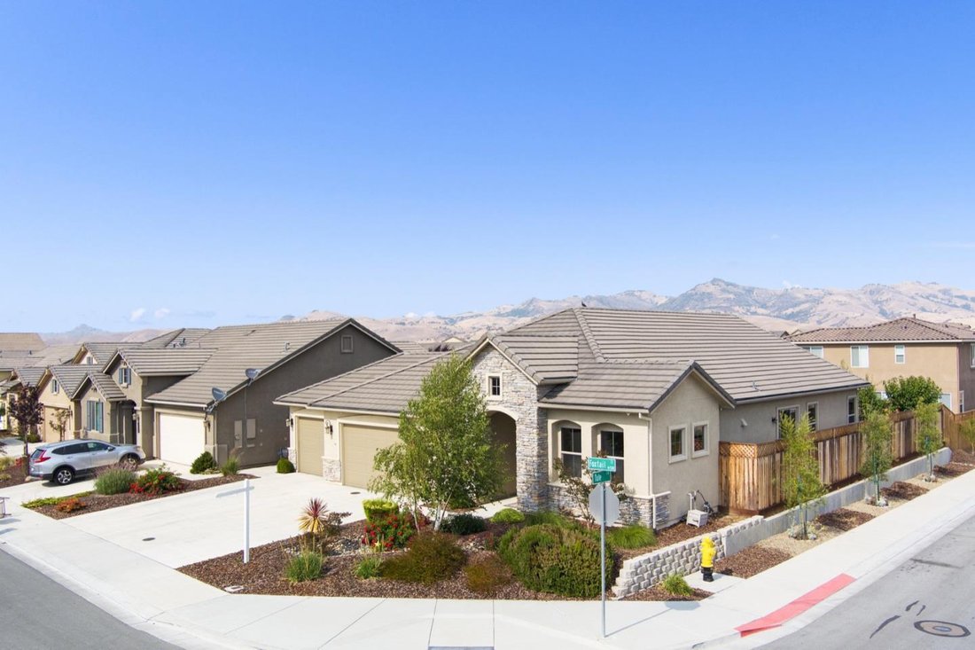 House in Hollister, California, United States 4 - 15322815