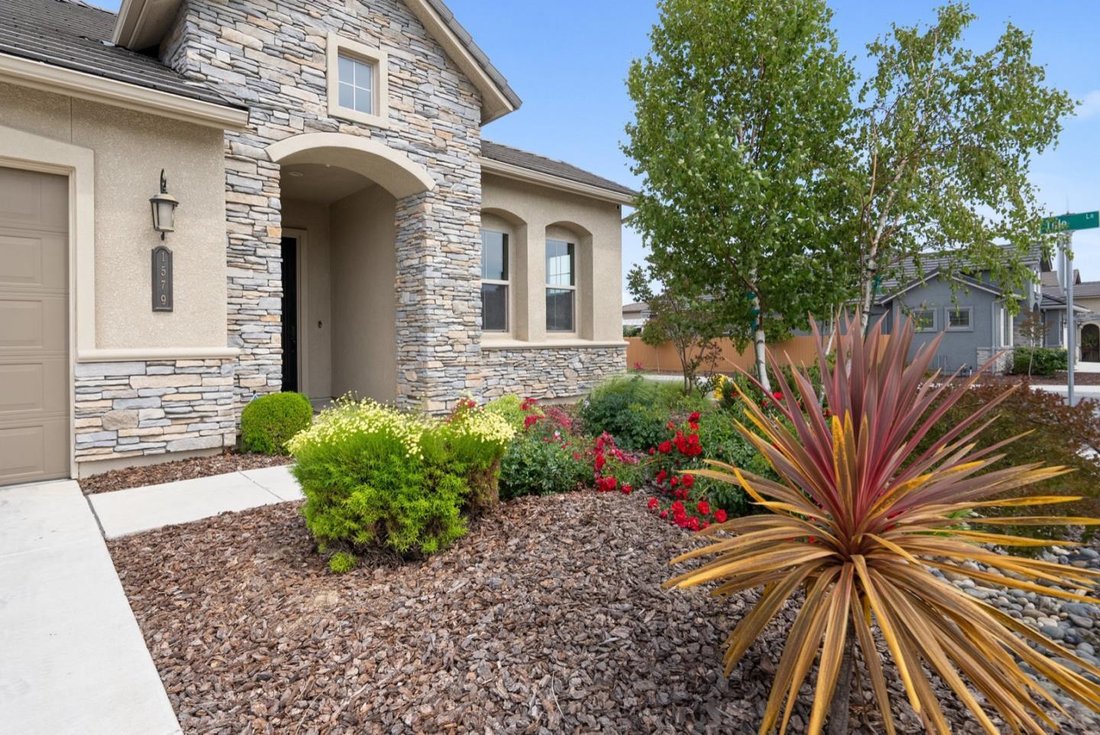 House in Hollister, California, United States 1 - 15322815