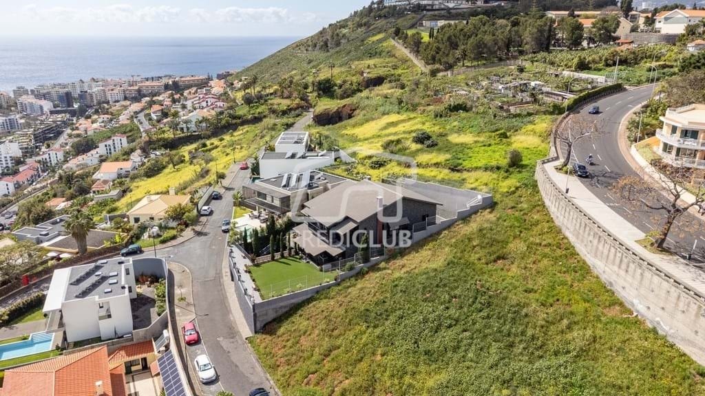 Villa in Funchal, Autonome Region Madeira, Portugal 3 - 15321362