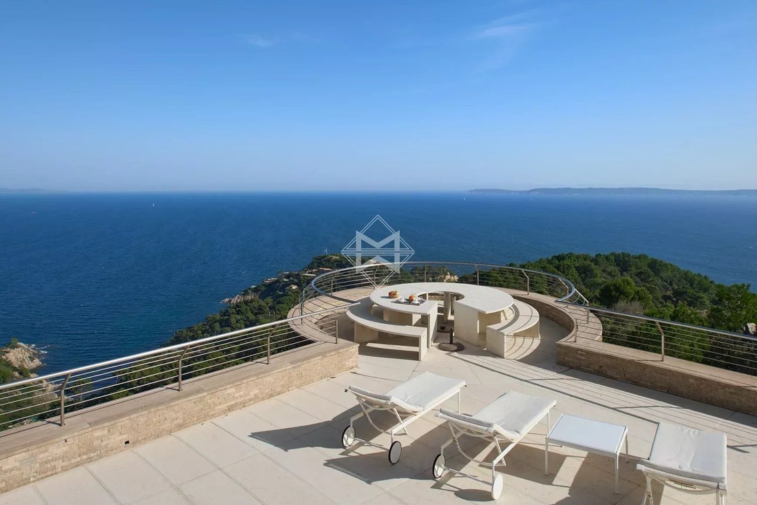 Villa in Centre, Bormes-les-Mimosas, France 4 - 15321906