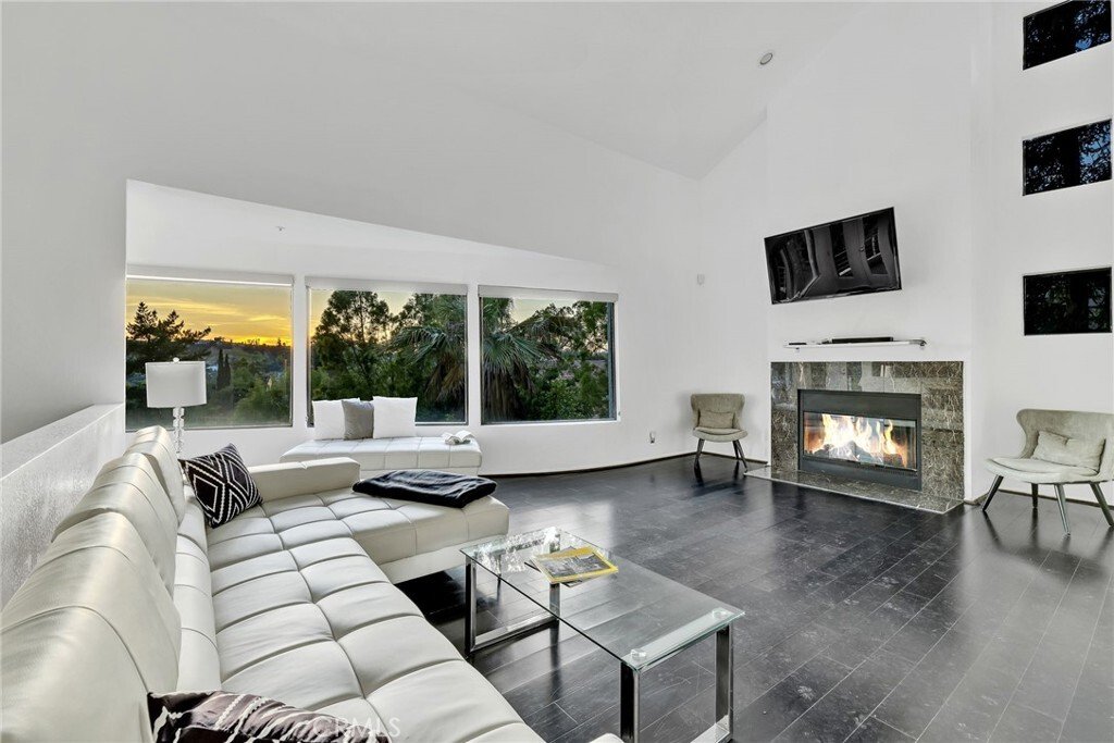 House in Los Angeles, California, United States 3 - 15322836