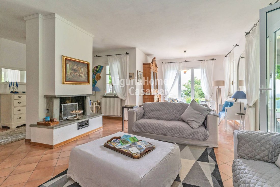 Villa in Borgo Sant'Agata-Borgo d'Oneglia-Costa d'Oneglia, Imperia, Liguria 5 - 11628347