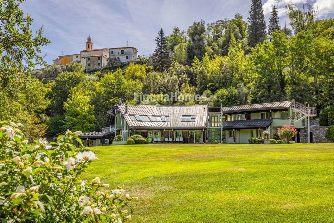 Villa in Borgomaro, Liguria, Italy 1 - 13661497