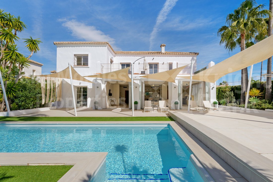 Villa in Marbella, Andalusia, Spain 2 - 15321672