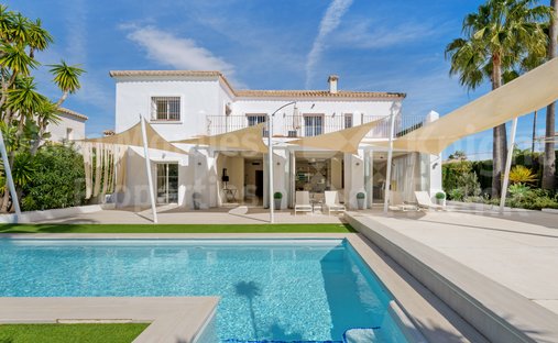 Villa in Marbella, Andalusia, Spain 1