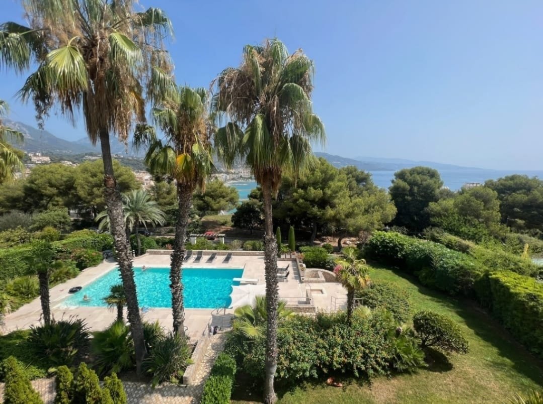 Condo in Cap Martin, Roquebrune-Cap-Martin, France 2 - 15320000
