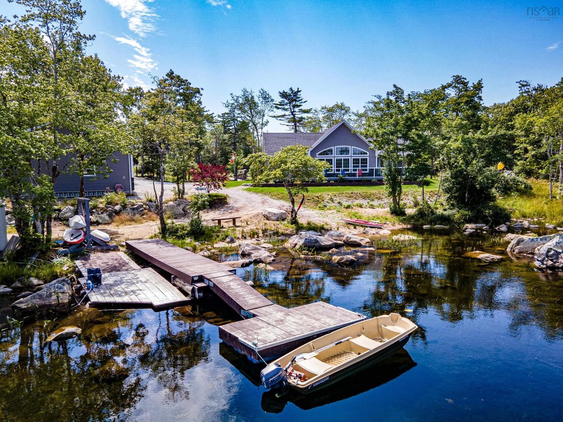 House in Shelburne, Nova Scotia, Canada 1 - 15322428