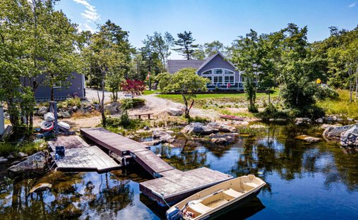House in Shelburne, Nova Scotia, Canada 1