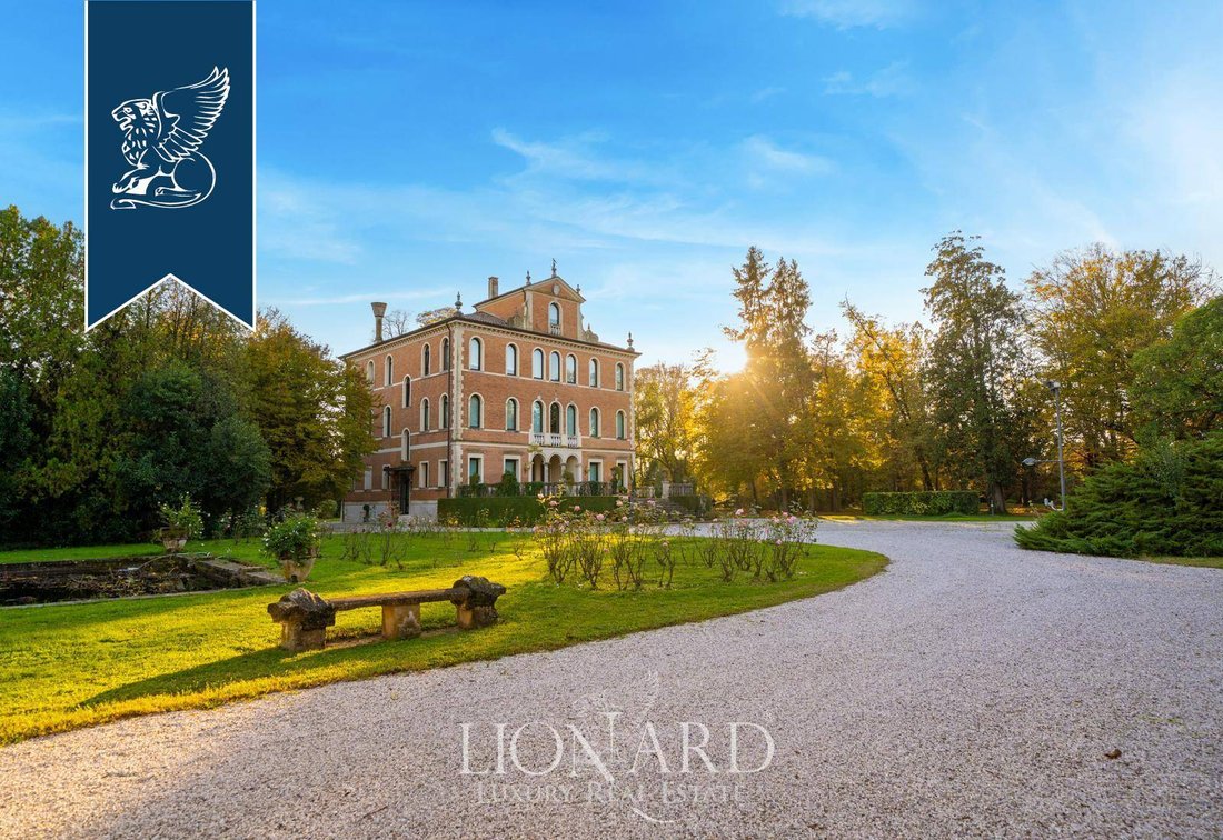 Villa in Passeggi - Ospedale San Camillo, Treviso, Italy 2 - 15323512