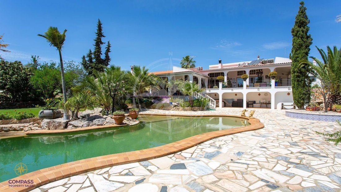 Villa in Tavira (Santa Maria e Santiago), Algarve, Portugal 1 - 15321361