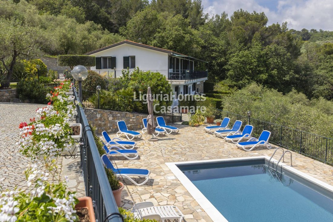 Villa in Borgo Sant'Agata-Borgo d'Oneglia-Costa d'Oneglia, Imperia, Liguria 2 - 14327617
